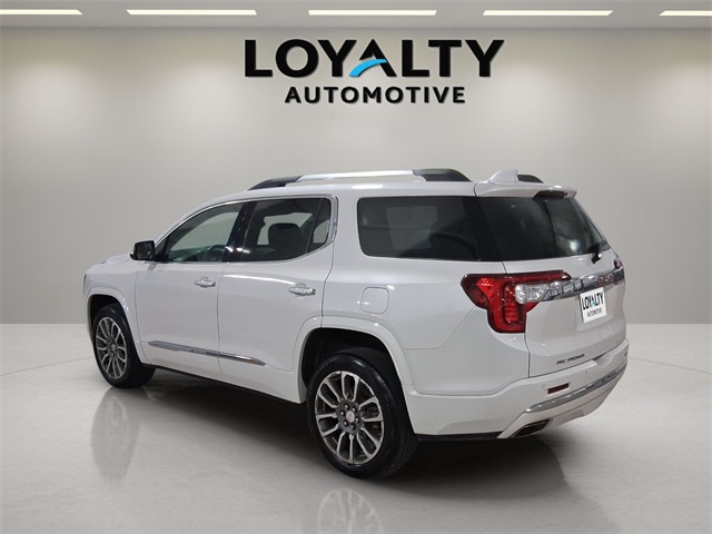 2022 Gmc Acadia Denali photo 3