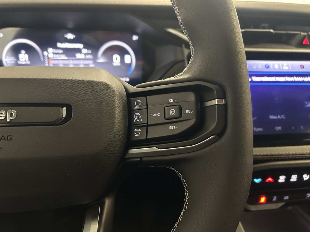 new 2026 Jeep Cherokee car, priced at $44,995