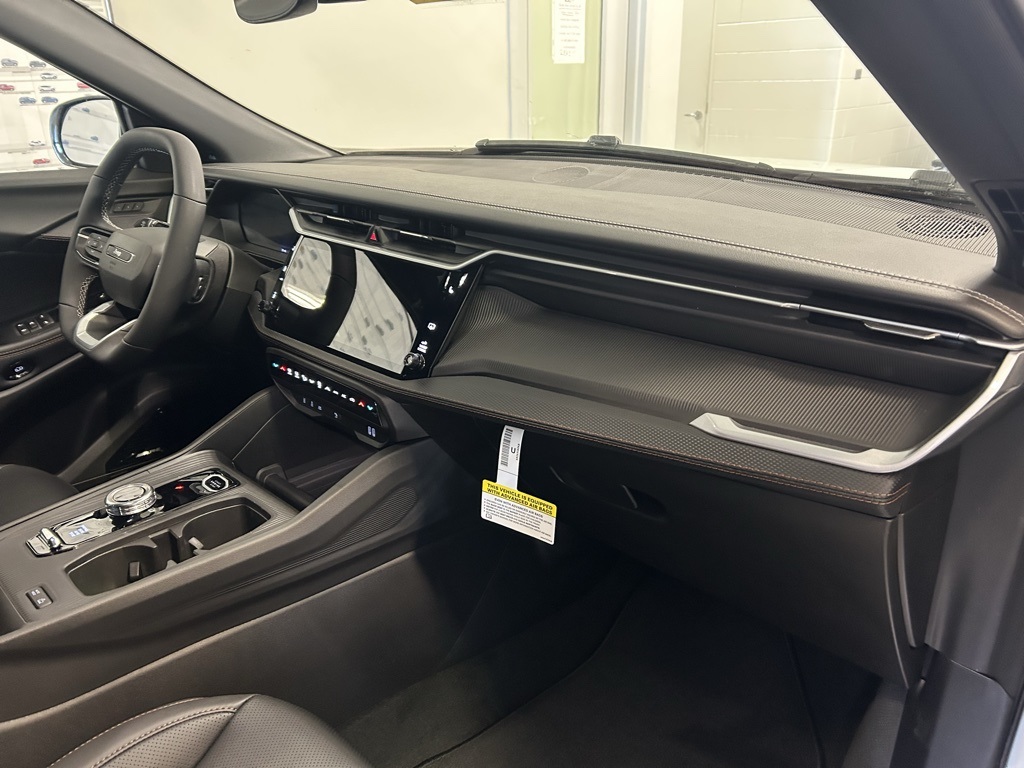 new 2026 Jeep Cherokee car, priced at $44,995