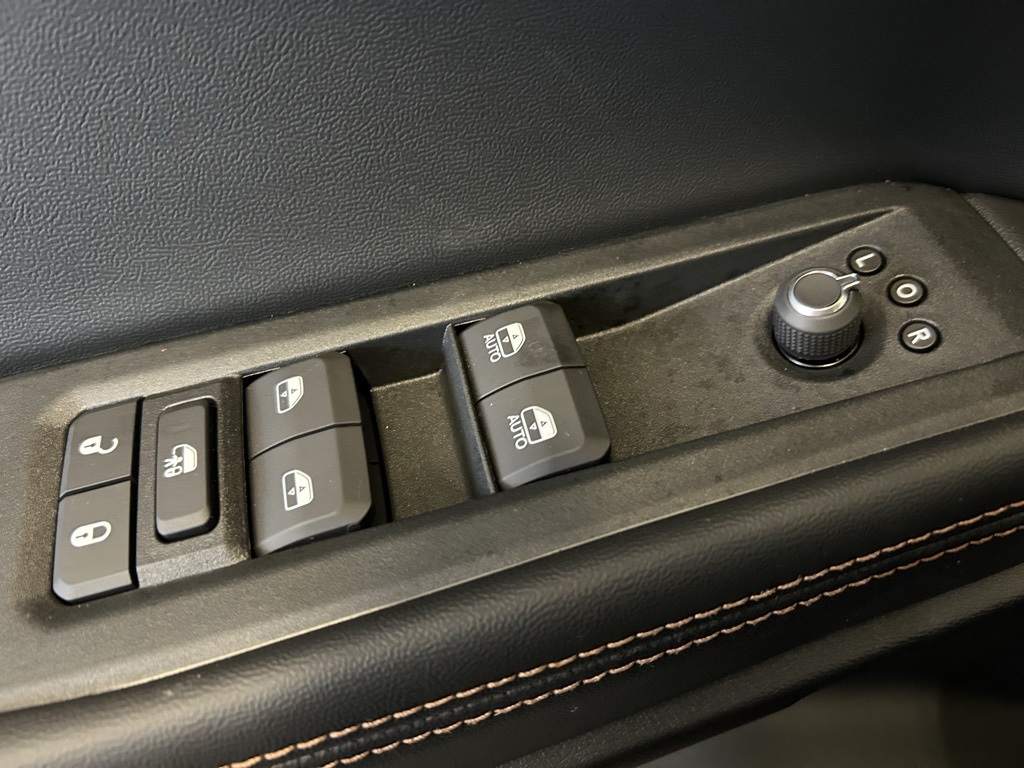 new 2026 Jeep Cherokee car, priced at $44,995