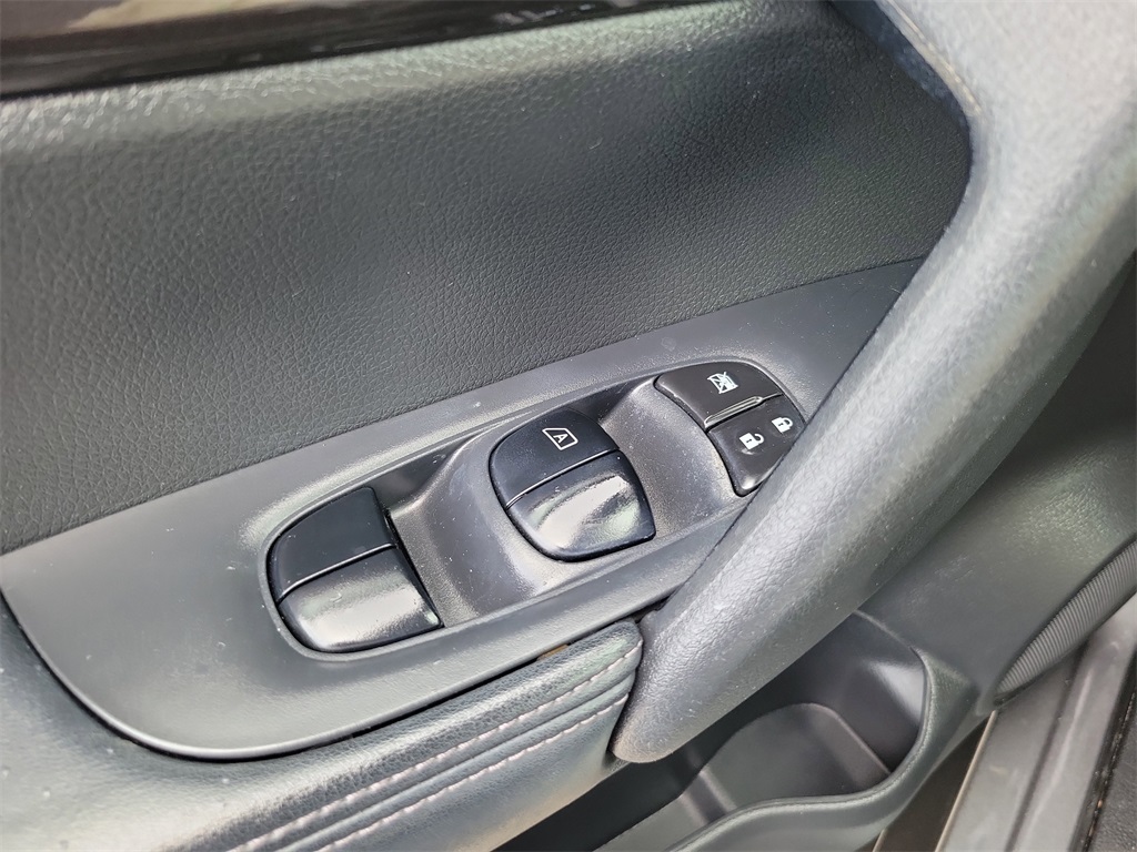 2019 Gun Metallic Nissan Rogue S FWD SUV