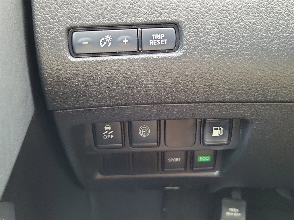 2019 Gun Metallic Nissan Rogue S FWD SUV