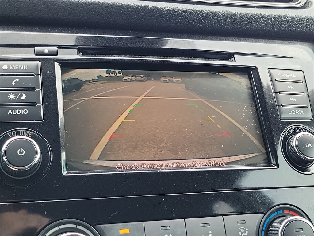 2019 Gun Metallic Nissan Rogue S FWD SUV