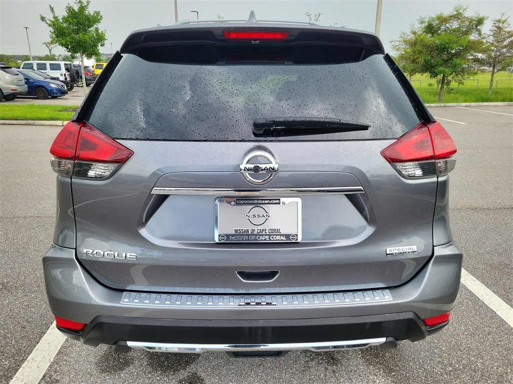 2019 Gun Metallic Nissan Rogue S FWD SUV