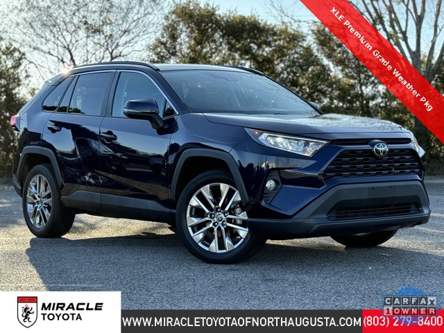 2021 Toyota RAV4 XLE Premium's photo