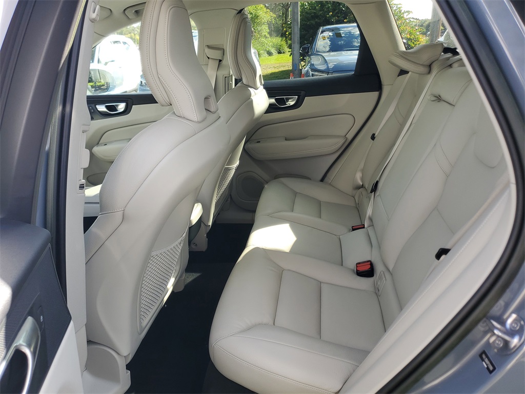 used 2023 Volvo XC60 car, priced at $28,864