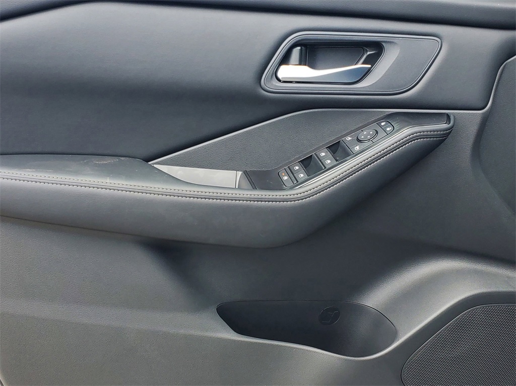 new 2026 Nissan Rogue car, priced at $29,722