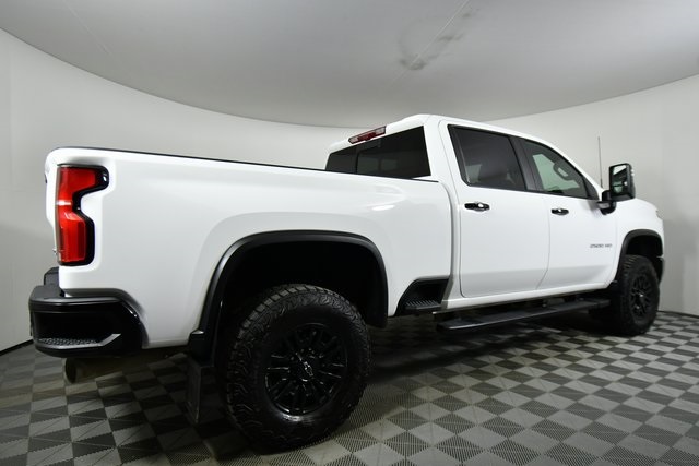 2024 Chevrolet Silverado 2500HD ZR2 photo 9