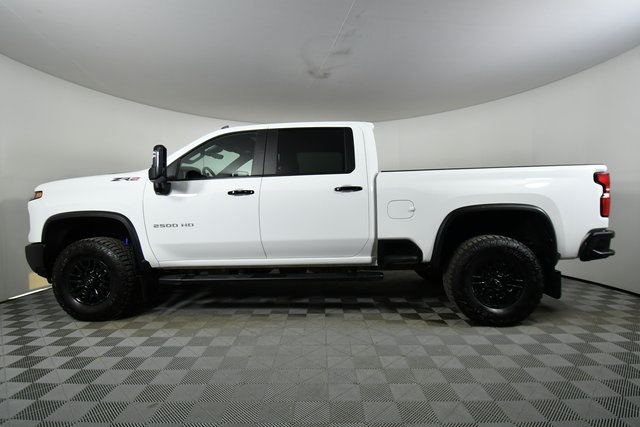 2024 Chevrolet Silverado 2500HD ZR2 photo 15