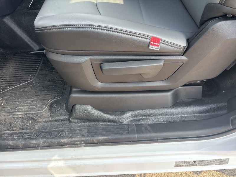 2025 Ram 5500 Tradesman photo 13