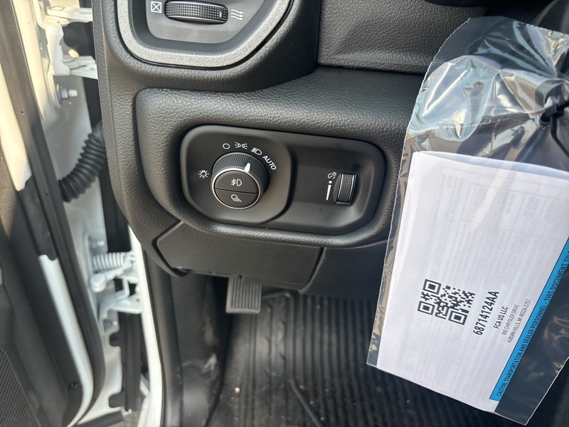 2025 Ram 5500 Tradesman photo 14