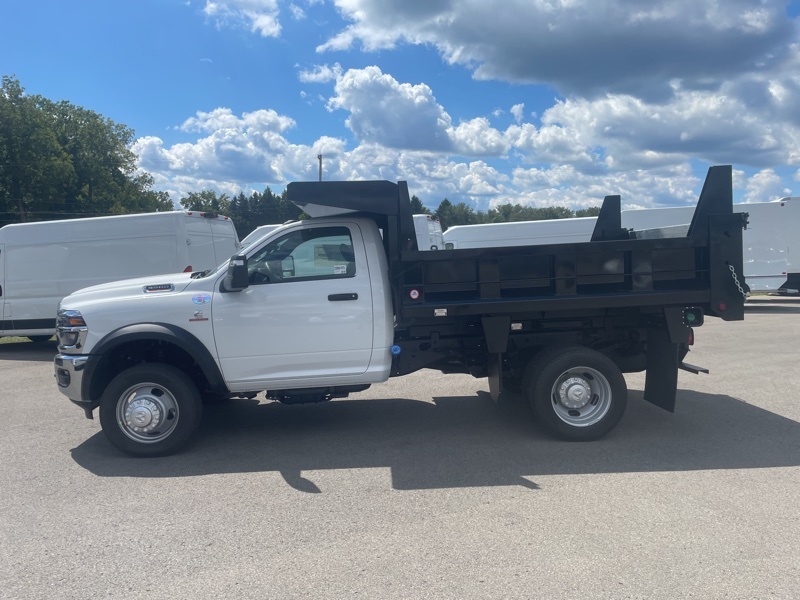 2025 Ram 5500 Tradesman photo 6