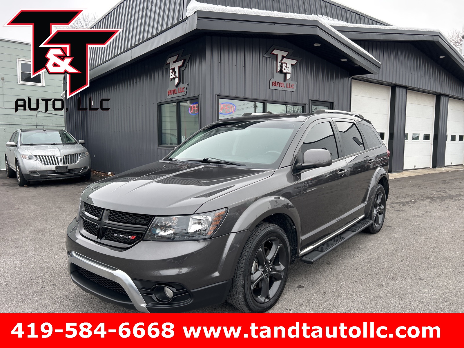 2018 Dodge Journey Crossroad's photo