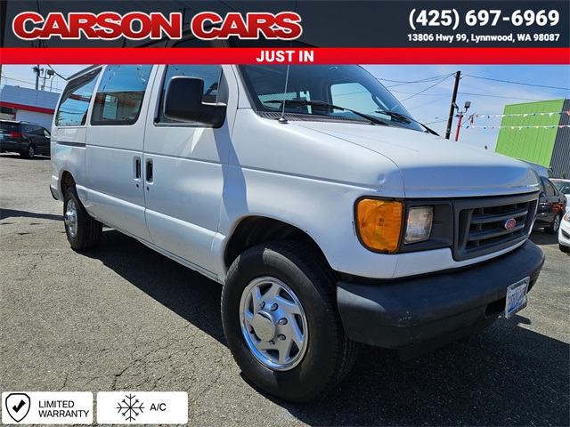 2003 Ford Econoline Van Commercial's photo