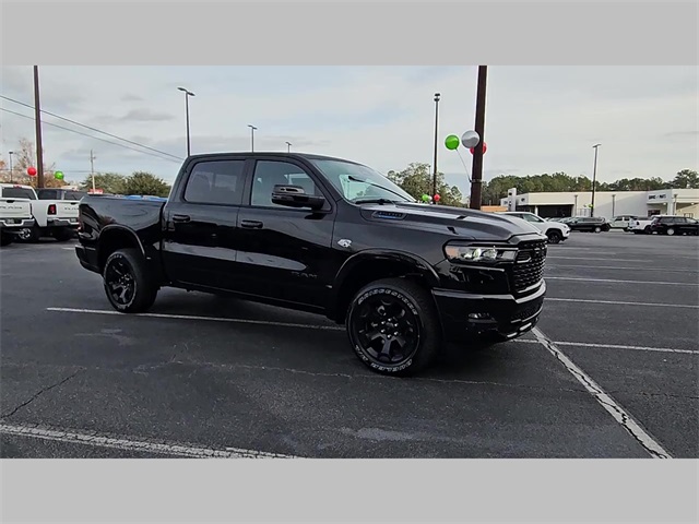 2026 Ram 1500 Big Horn Crew Cab 4x4 5'7" Box