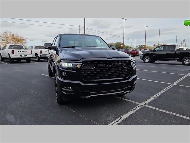 2026 Ram 1500 Big Horn Crew Cab 4x4 5'7" Box