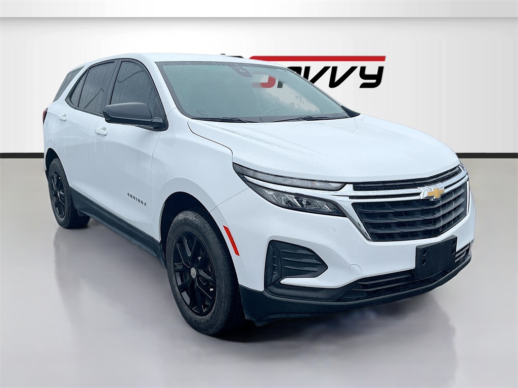 2022 Chevrolet Equinox LS's photo