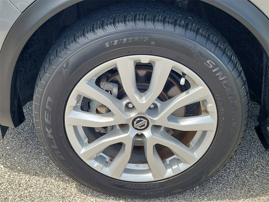 2021 Gun Metallic Nissan Rogue Sport SV FWD SUV