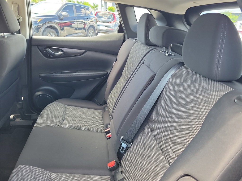 2021 Gun Metallic Nissan Rogue Sport SV FWD SUV