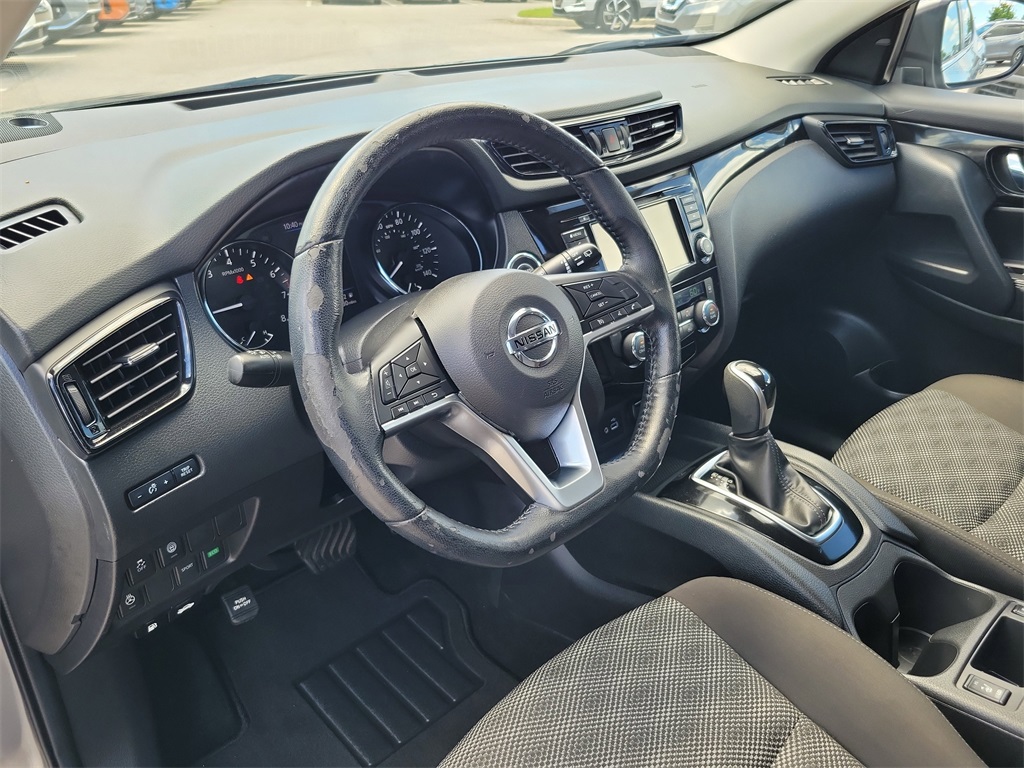 2021 Gun Metallic Nissan Rogue Sport SV FWD SUV