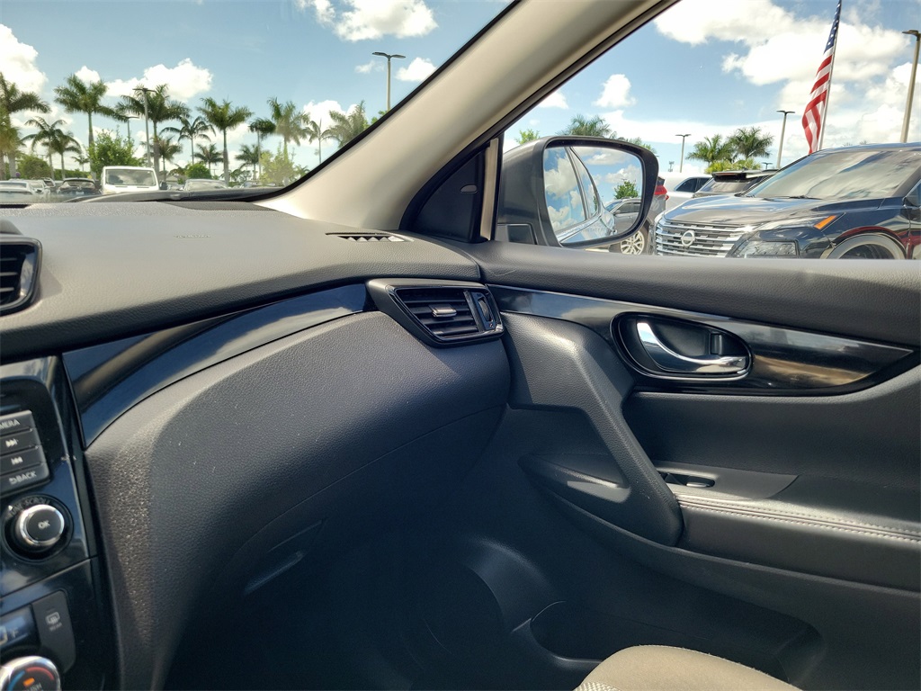 2021 Gun Metallic Nissan Rogue Sport SV FWD SUV
