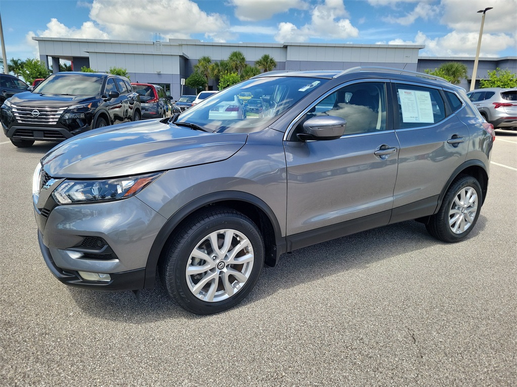 2021 Gun Metallic Nissan Rogue Sport SV FWD SUV