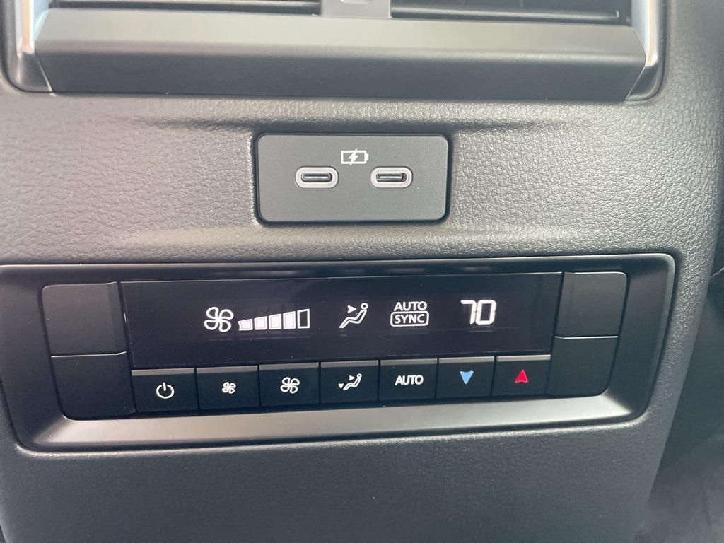 2025 Mazda CX-90 Plug-in Hybrid Preferred photo 10