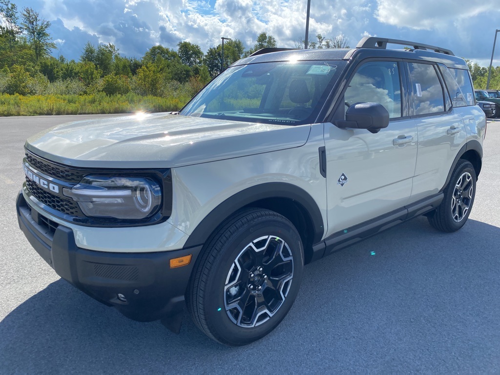 2025 Ford Bronco Sport Outer Banks photo 10