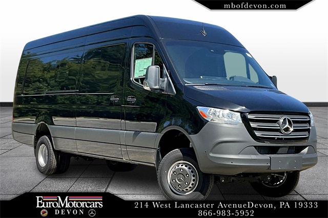 2024 Mercedes-Benz Sprinter Cargo Van Base's photo