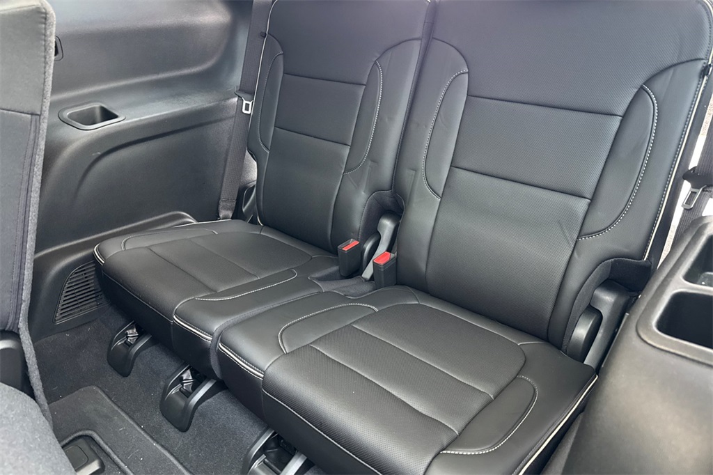 used 2023 GMC Acadia car, priced at $37,998