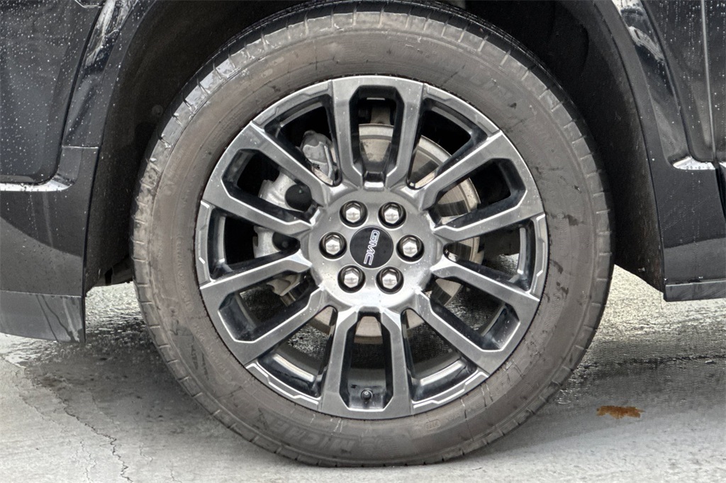 used 2023 GMC Acadia car, priced at $37,998