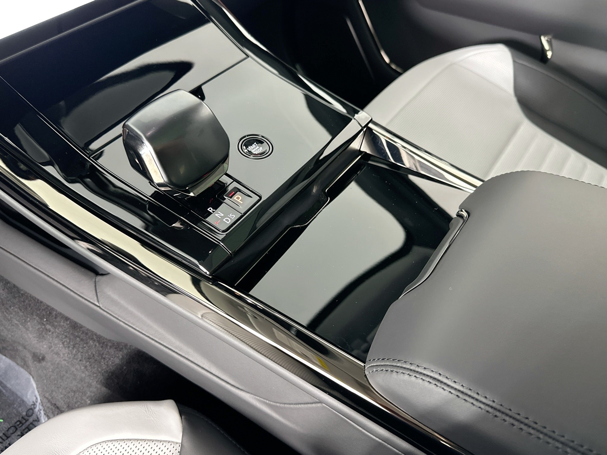 new 2026 Land Rover Range Rover car, priced at $154,770