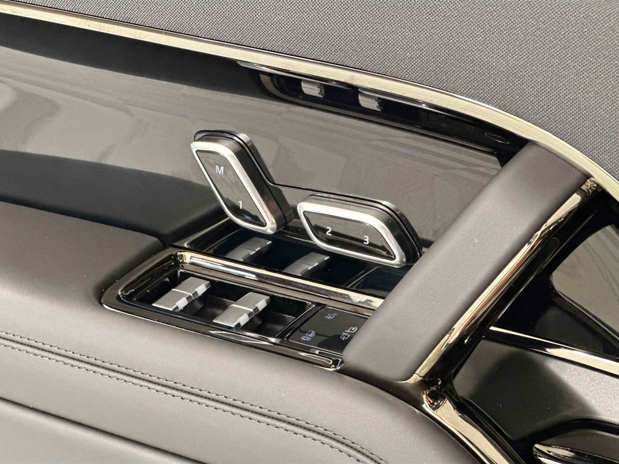 new 2026 Land Rover Range Rover car, priced at $154,770