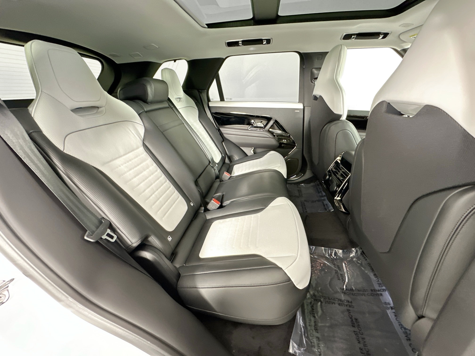 new 2026 Land Rover Range Rover car, priced at $154,770