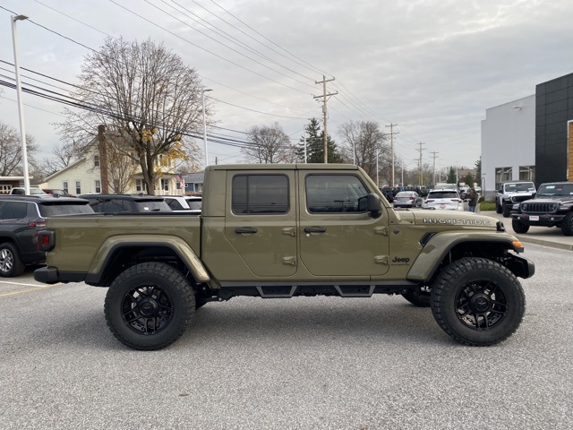 new 2025 Jeep Gladiator car, priced at $47,794