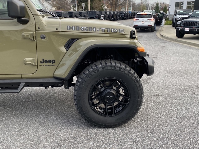 new 2025 Jeep Gladiator car, priced at $47,794