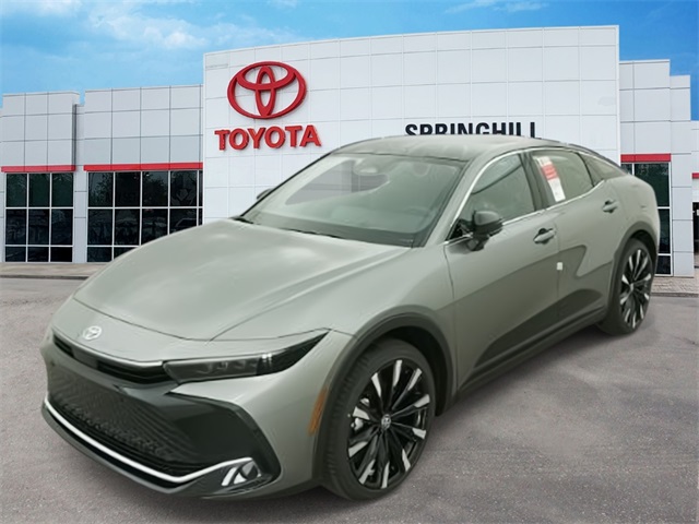 2026 Toyota Crown Platinum's photo