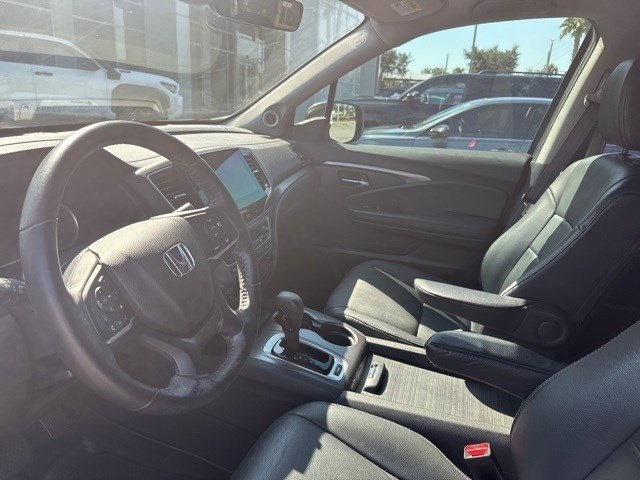 2020 Honda Pilot EX-L photo 2