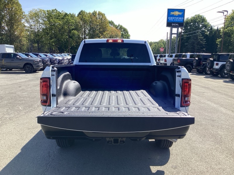 2026 Ram 2500 Tradesman photo 9