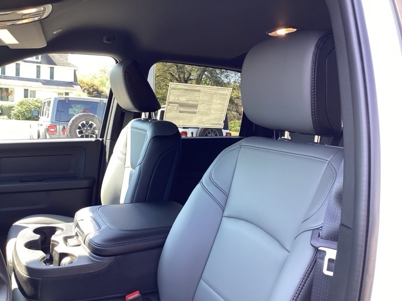 2026 Ram 2500 Tradesman photo 17