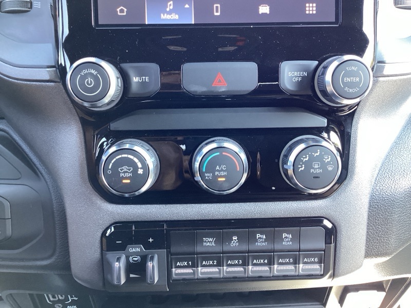 2026 Ram 2500 Tradesman photo 29