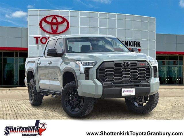 2024 Toyota Tundra Limited's photo