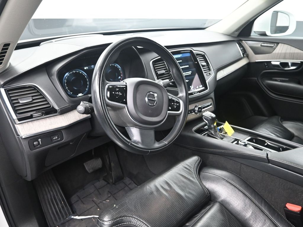 2022 Volvo XC90 T6 Inscription photo 10