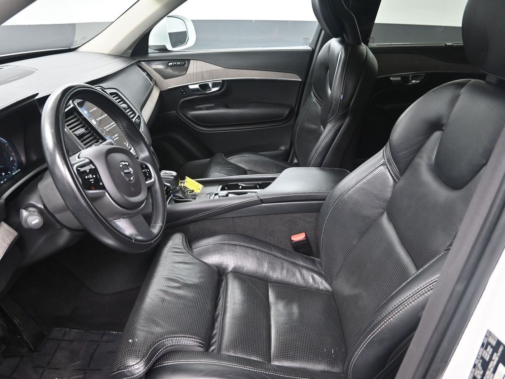 2022 Volvo XC90 T6 Inscription photo 11