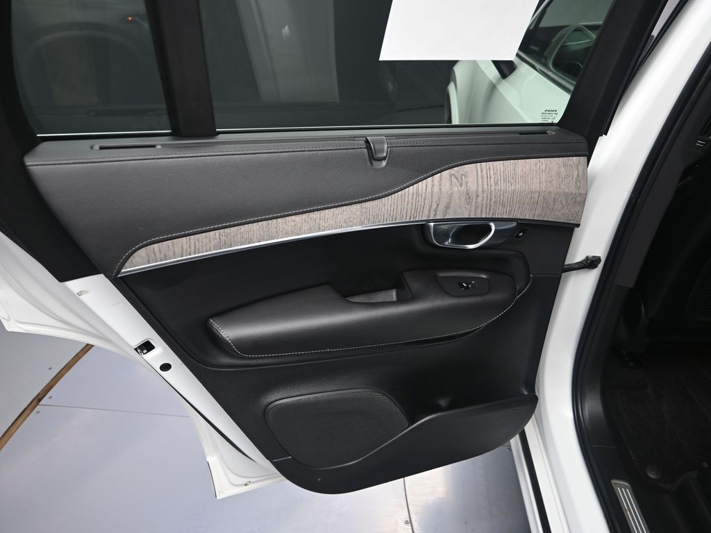 2022 Volvo XC90 T6 Inscription photo 22