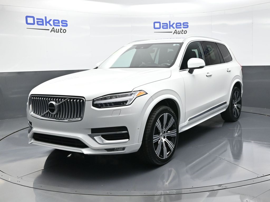 2022 Volvo XC90 T6 Inscription photo 2