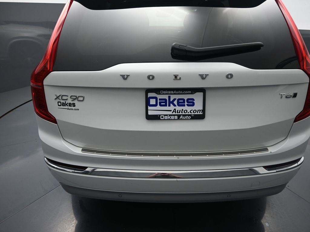 2022 Volvo XC90 T6 Inscription photo 27
