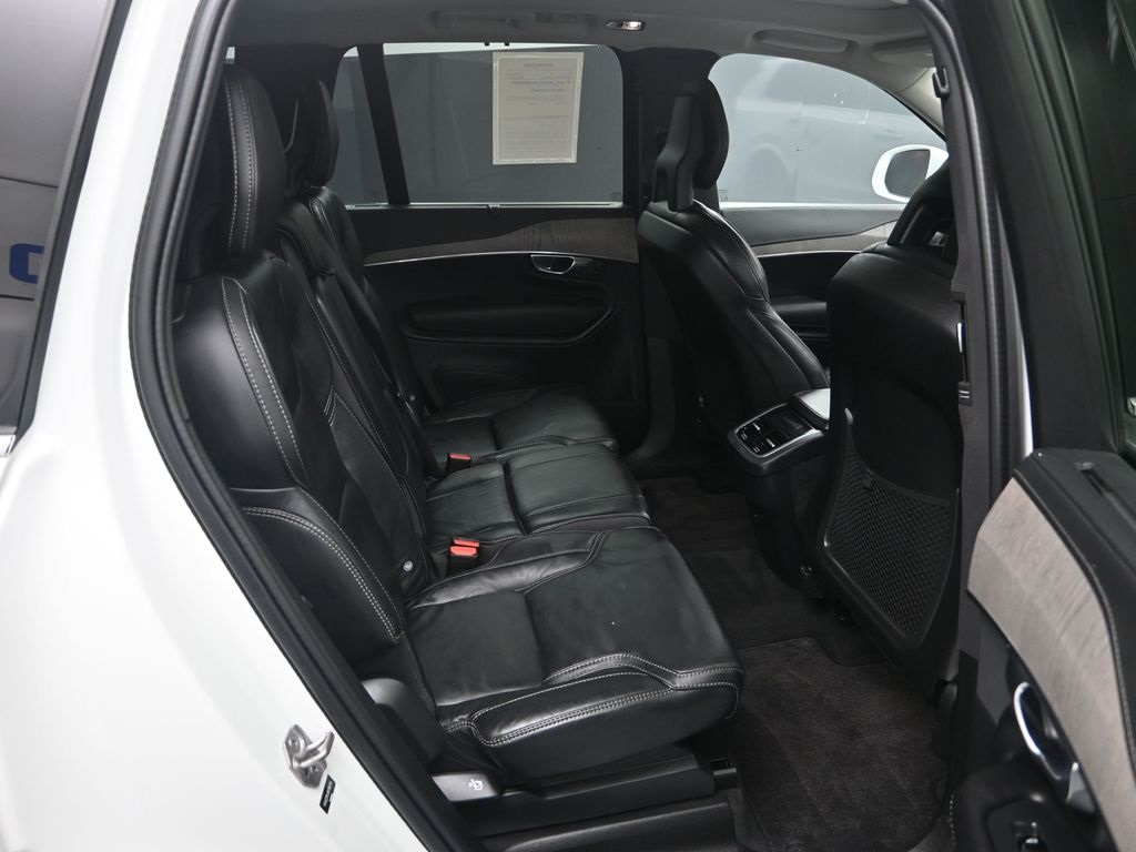 2022 Volvo XC90 T6 Inscription photo 30