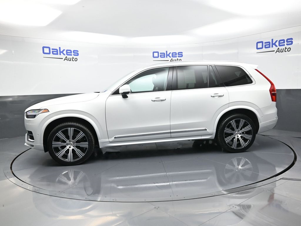 2022 Volvo XC90 T6 Inscription photo 3