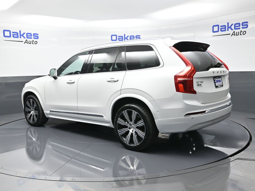 2022 Volvo XC90 T6 Inscription photo 4